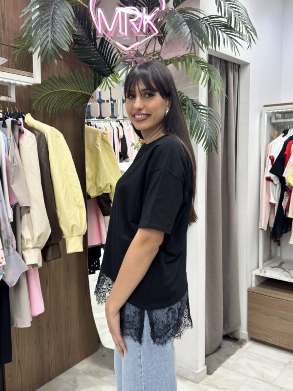 T-shirt με δαντέλα