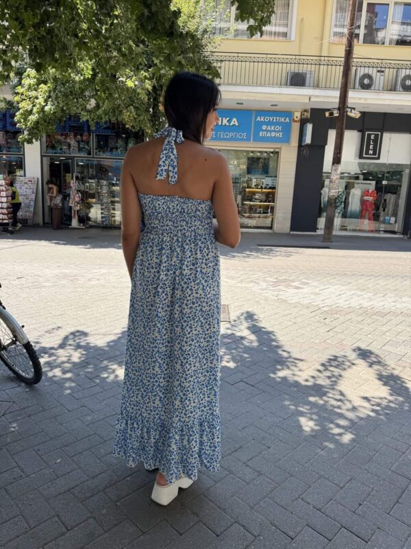 Φόρεμα που δένει στο λαιμό